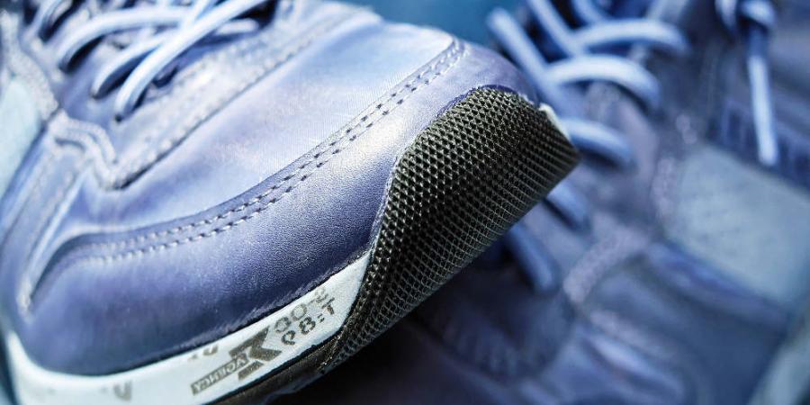 sport shoes